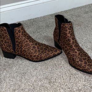 Ana Garwin cheetah print booties. 🤎🤎 size 9.5